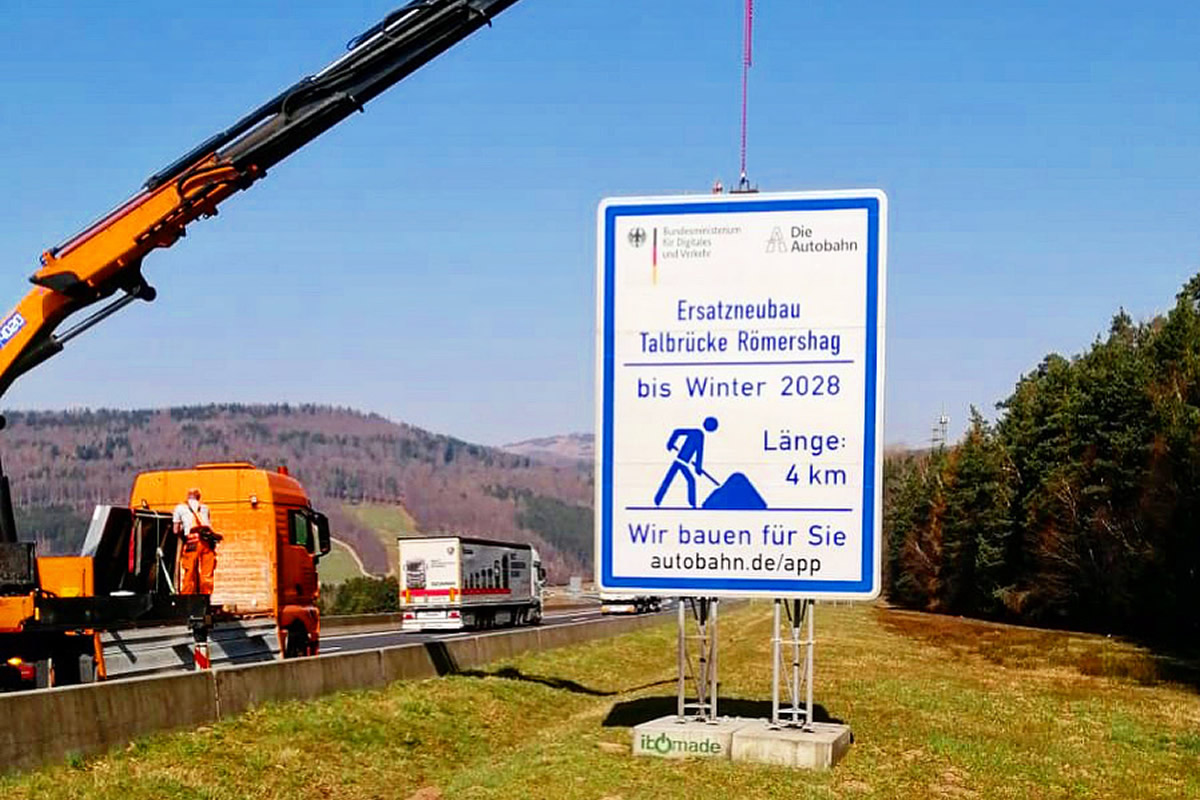 Verkehrszeichen 03